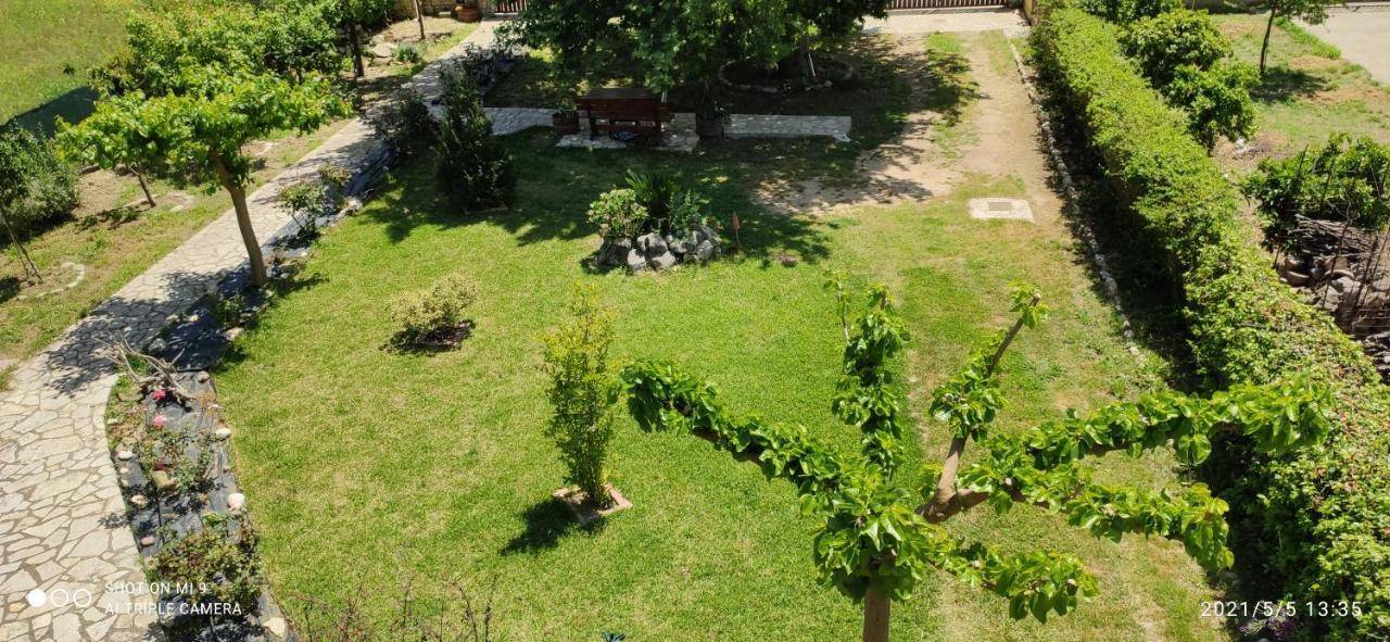 Ioannis - Zimmer Mit Zugang Zu Terrasse Gavrolimni Exteriör bild